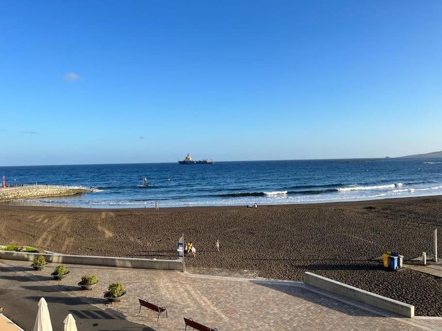 Pieds Dans L'Eau - Vue Sur Mer - Playa De Melenara Esterno foto
